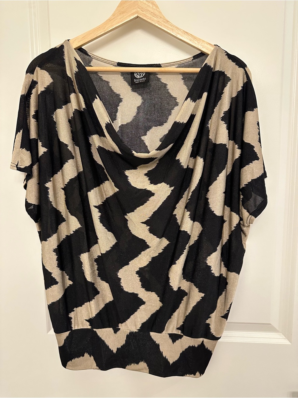 bobeau Black and Tan Zigzag Draped Neck Tunic